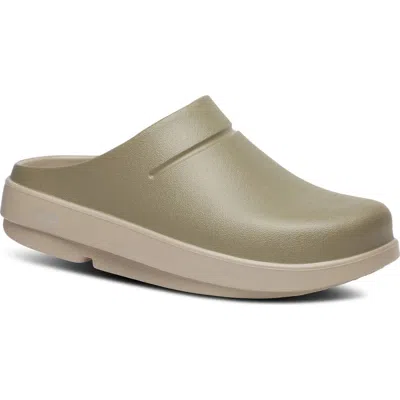 Oofos Clog In Green