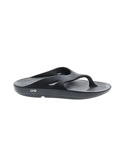 Oofos Flip Flops In Black