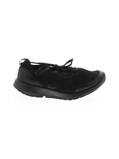 Pre-owned Oofos Sneakers In Black