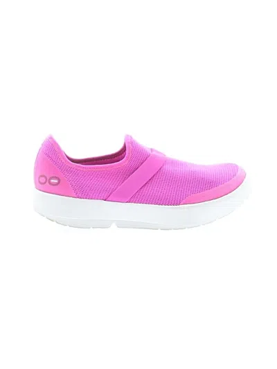 Pre-owned Oofos Sneakers In Pink
