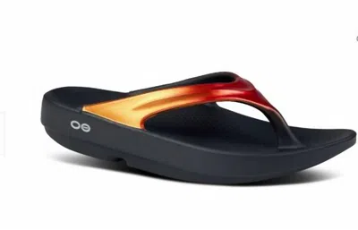 Oofos Women's Luxe Sandal In Black Solstice