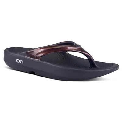 Oofos Women's Oolala Luxe Thong Sandal In Cabernet In Red