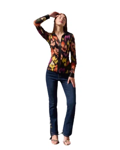 Oolala Diamond Button Detailed Straight Leg Jeans In Blue In Brown