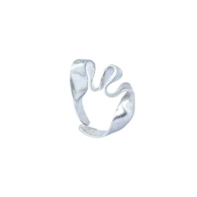Oolo London Women's The Ribbon Ring In Silver