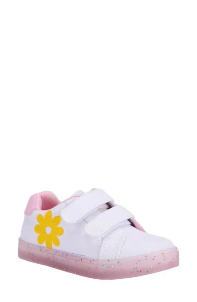 Oomphies Kids' Lena Sneaker In White