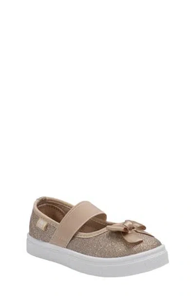 Oomphies Kids' Quinn Sneaker In Gold Glitter