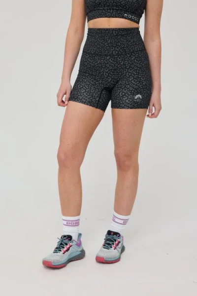 Oosc Infinite High Waisted Shorts In Black