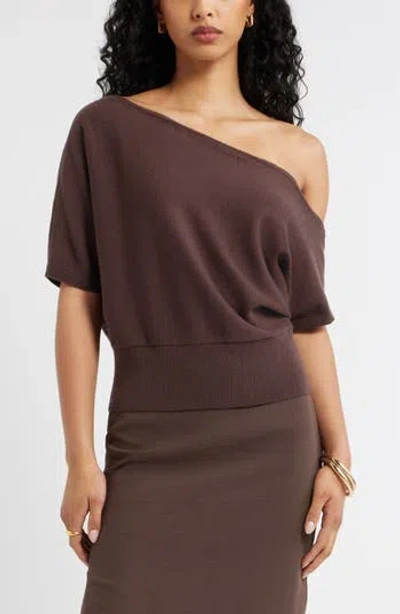 Open Edit One-shoulder Short Sleeve Sweater In Brown