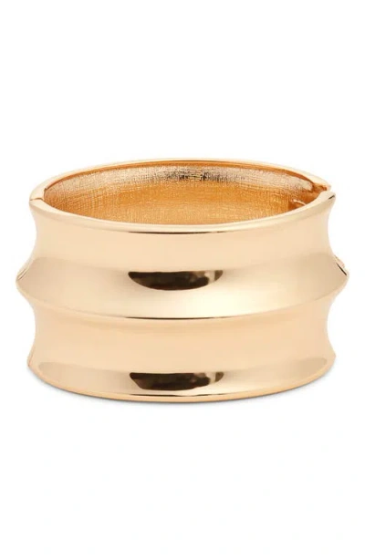 Open Edit Ribbed Hinge Bracelet In Gold