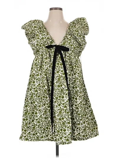 Pre-owned Opt Casual Dress In Green