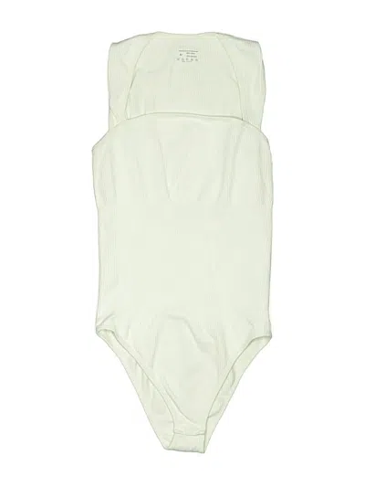 Pre-owned Oqq Bodysuit In Green