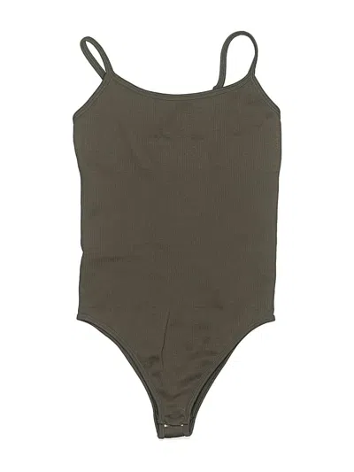 Pre-owned Oqq Bodysuit In Green