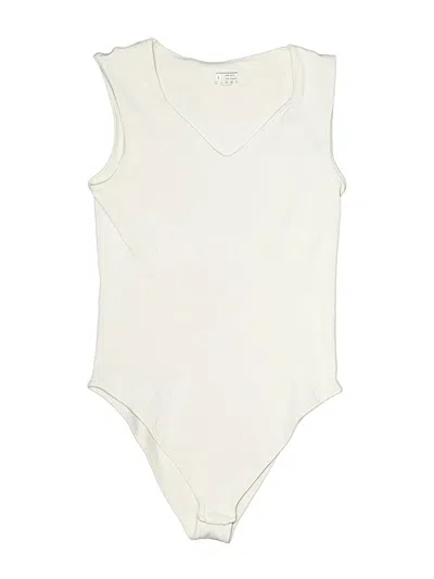 Pre-owned Oqq Bodysuit In White