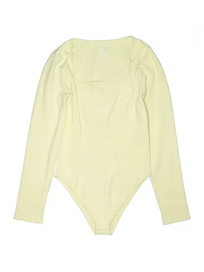 Pre-owned Oqq Bodysuit In White