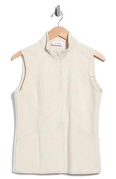 Original Penguin Performance Vest In Neutral