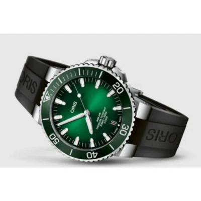 Pre-owned Oris 01 400 7763 4157-07 4 24 74eb Men's Aquis Date Green Dial Automatic Watch