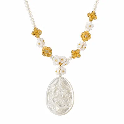 Ormiro Women's White Tara Mother-of-pearl Cameo Necklace