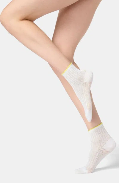 Oroblu Ajour Cotton Blend Pointelle Ankle Socks In White