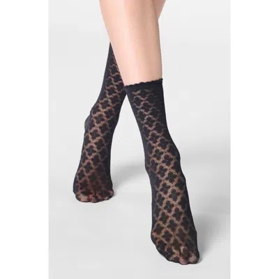 Oroblu Lace Crew Socks In Black