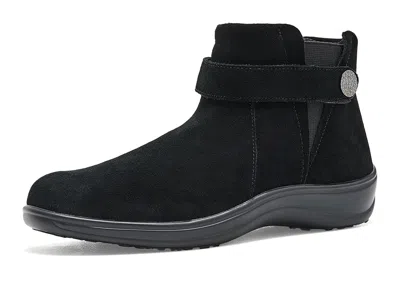 Orthofeet Heather Women's Boots Black: 11 B - Medium, Suede