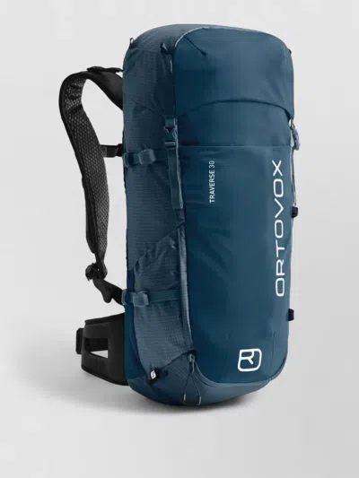 Ortovox Traverse 30 Backpack Adjustable Straps Design