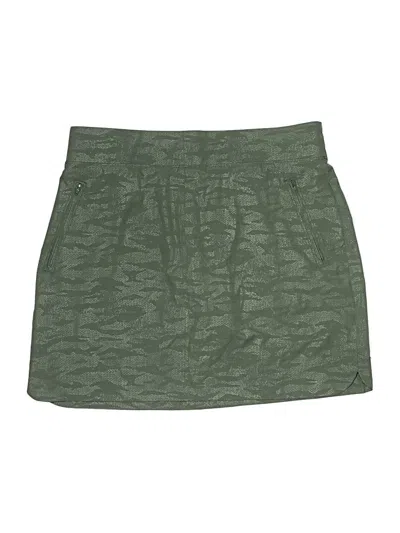 Pre-owned Orvis Active Skort In Green