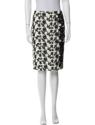 Pre-owned Oscar De La Renta 2014 Midi Length Skirt In Neutral