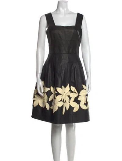 Pre-owned Oscar De La Renta 2018 Knee-length Dress In Multi