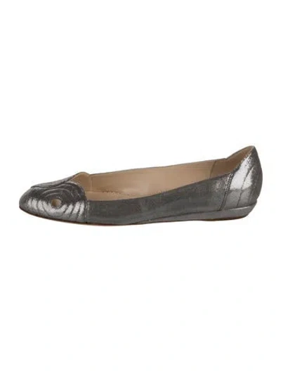 Pre-owned Oscar De La Renta Ballet Flats In Silver