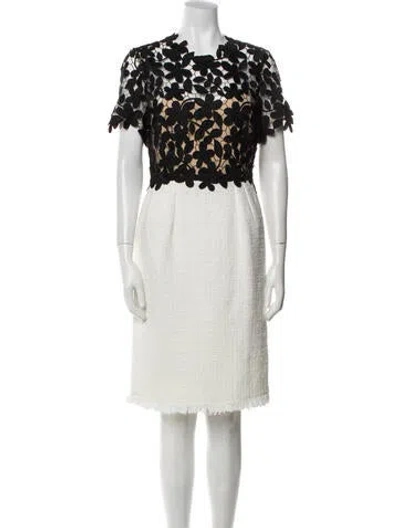 Pre-owned Oscar De La Renta Bateau Neckline Knee-length Dress In Neutral