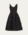 Oscar De La Renta Sleeveless Foxglove Lace Sweetheart-neck Gown In Black