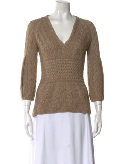 Pre-owned Oscar De La Renta Cashmere V-neck Sweater In Neutral