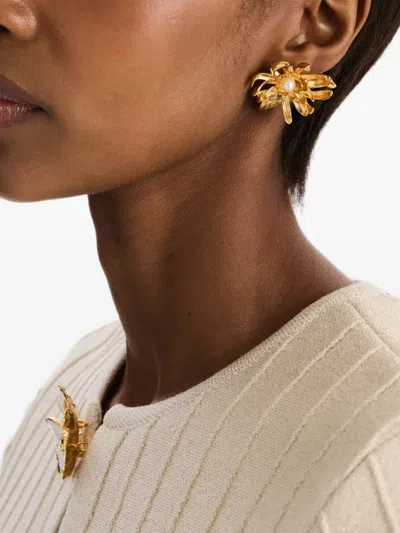 Oscar De La Renta Chrysanthemum Earrings In Gold