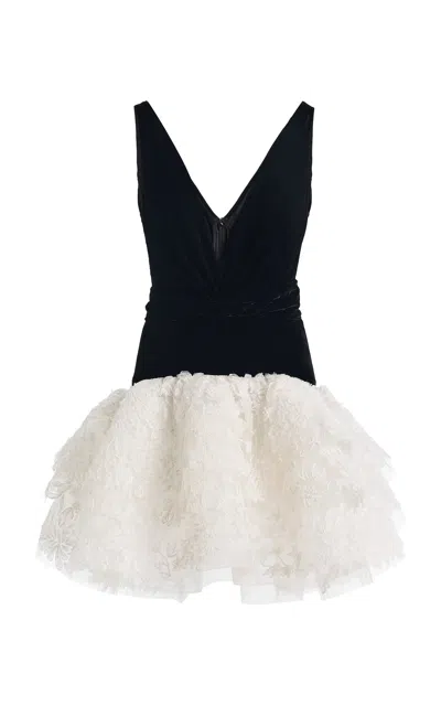 Oscar De La Renta Chrysanthemum Lace Cocktail Mini Dress In Black