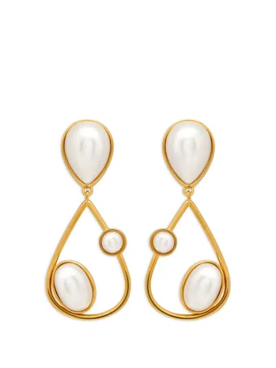 Oscar De La Renta Pearl Cabochon Drop Clip-on Earrings In Gold