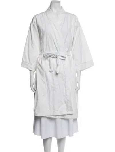 Pre-owned Oscar De La Renta Embroidered Accent Robe In Neutrals