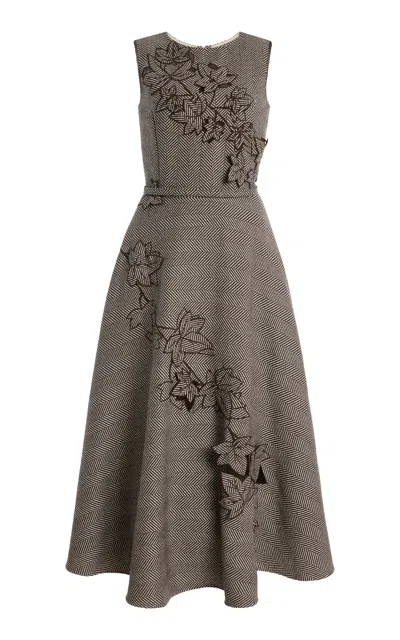 Oscar De La Renta Embroidered Wool-cashmere Midi Dress In Gray