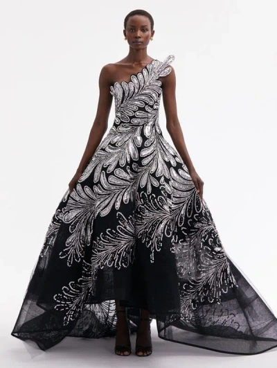 Oscar De La Renta Fern Crystal Embroidered Ball Gown In Black/silver