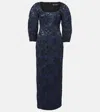Oscar De La Renta Scoop Neck Metallic Orchid Jacquard Column Gown In Blue