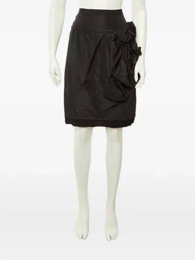 Pre-owned Oscar De La Renta Floral-appliqué Draped Mini Skirt In Black