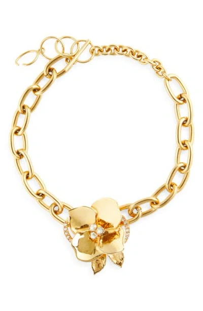 Oscar De La Renta Flower Pendant Necklace In Gold