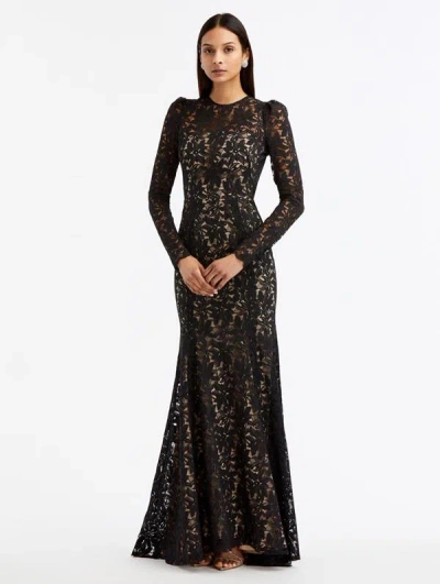 Oscar De La Renta Gardenia Lace Open Back Gown In Black