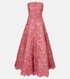 Oscar De La Renta Guipure Lace Gown In Pink
