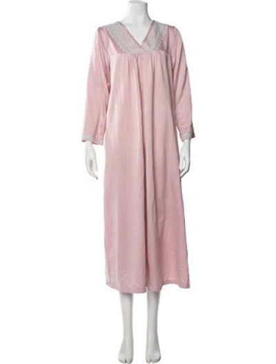 Pre-owned Oscar De La Renta Lace Pattern Embroidered Accent Nightgown In Pink