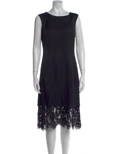 Pre-owned Oscar De La Renta Lace Pattern Knee-length Dress In Black