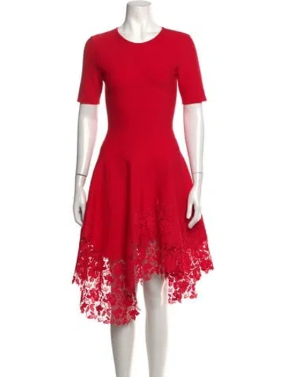 Pre-owned Oscar De La Renta Lace Pattern Knee-length Dress In Red