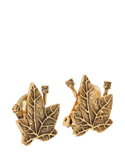 Pre-owned Oscar De La Renta Leaf Clip-on Earrings In Gold