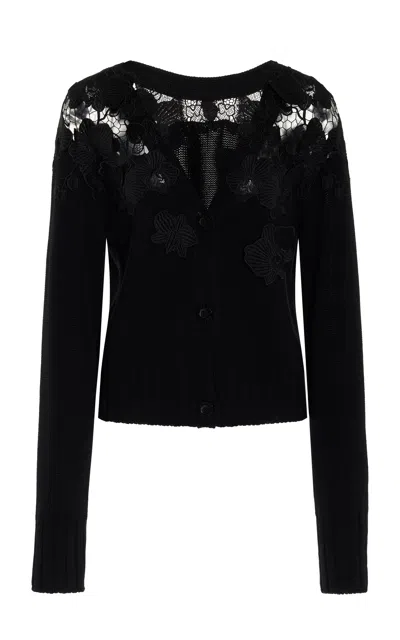 Oscar De La Renta Long Sleeve Guipure Shoulder Detail Cardigan In Black