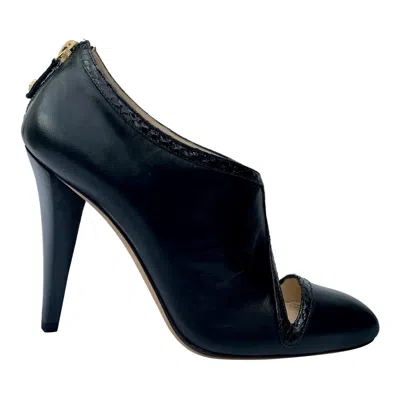 Pre-owned Oscar De La Renta New  Black Leather Bootie 36