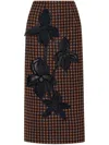 Oscar De La Renta Orchid Embroidered Check-tweed Pencil Skirt In Brown